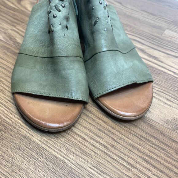 Miz Mooz Leather Heeled Sandals Berkeley Sage Green Womens 40 - Picture 6 of 16